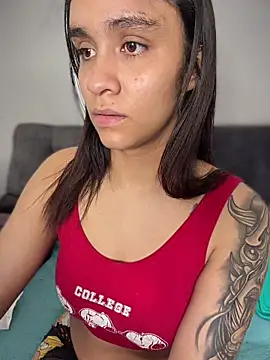 Snapshot of Isabella-Teen chatting on 24, 2, 2026 Isabella-Teen online show from 24, 2, 2026