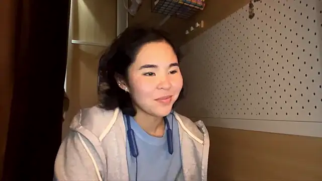 JennyCarpenter online show from 5, 4, 2026