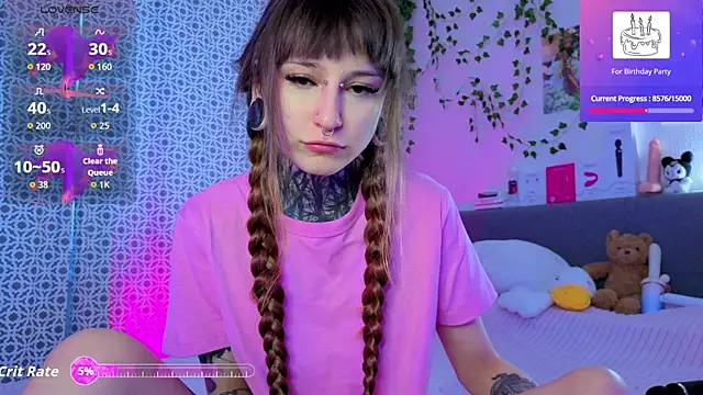 Snapshot of LilithPoison chatting on 8, 5, 2026 LilithPoison online show from 8, 5, 2026