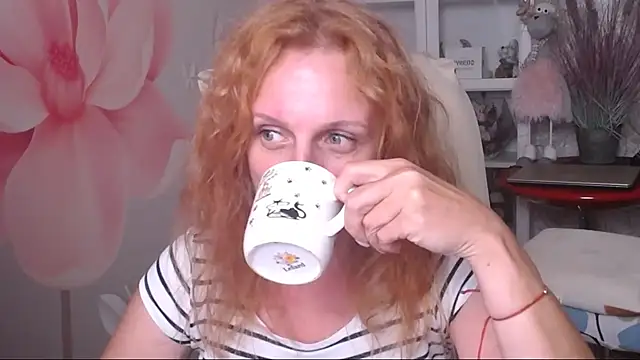 Snapshot of Venus_love1 chatting on 29, 7, 2026 Venus love1 online show from 29, 7, 2026