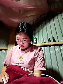 Snapshot of Siathong chatting on 12, 10, 2025 Siathong online show from 12, 10, 2025