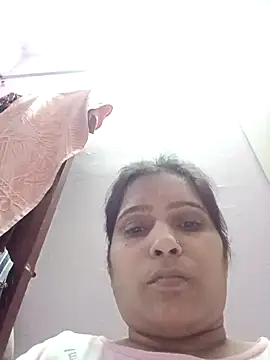 Snapshot of aliya-jaan71 chatting on 12, 10, 2025 aliya-jaan71 online show from 12, 10, 2025