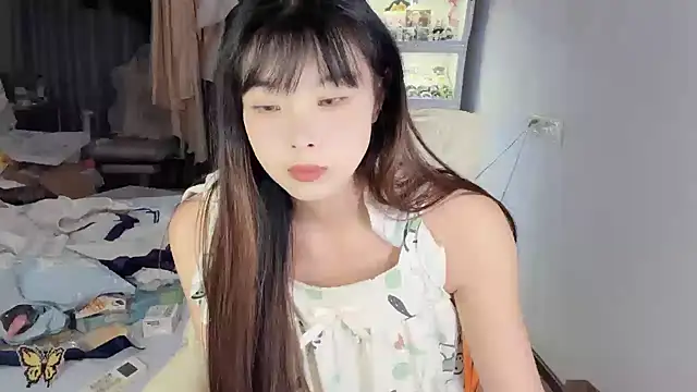 Snapshot of Akong11 chatting on 16, 6, 2026 Akong11 online show from 16, 6, 2026
