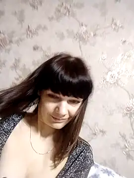 AliceSwan1122 online show from 17, 4, 2026