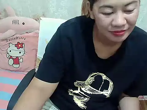 Snapshot of SexyCathy03 chatting on 14, 11, 2025 SexyCathy03 online show from 14, 11, 2025