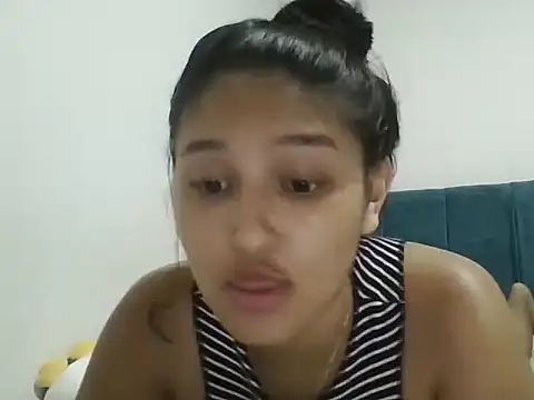 Snapshot of EimyKissx chatting on 9, 10, 2025 EimyKissx online show from 9, 10, 2025