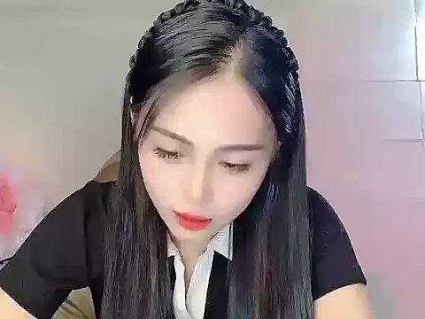 Snapshot of Lyly4757 chatting on 22, 12, 2025 Lyly4757 online show from 22, 12, 2025