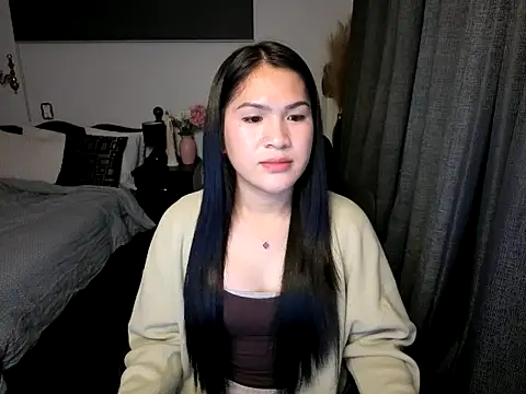 ZoeyJohnson online show from 18, 2, 2026