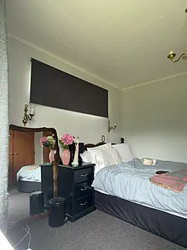 ZoeyJohnson online show from 23, 2, 2026