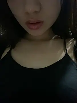 Snapshot of Bella_sexy98 chatting on 2, 2, 2026 Bella sexy98 online show from 2, 2, 2026