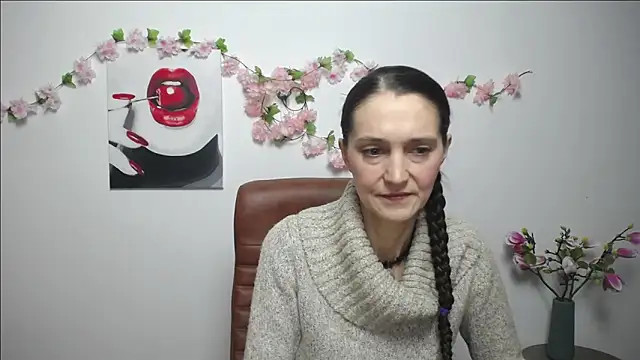 Snapshot of TayaFinch chatting on 12, 11, 2025 TayaFinch online show from 12, 11, 2025