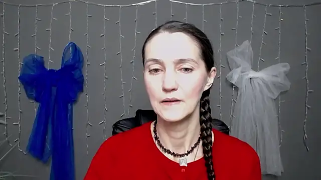 Snapshot of TayaFinch chatting on 5, 12, 2025 TayaFinch online show from 5, 12, 2025