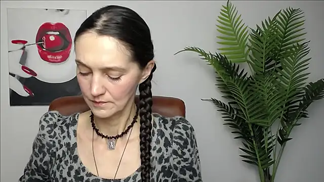 Snapshot of TayaFinch chatting on 12, 1, 2026 TayaFinch online show from 12, 1, 2026