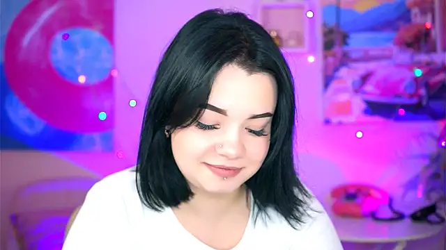 leslierowe  online show from 28, 9, 2025