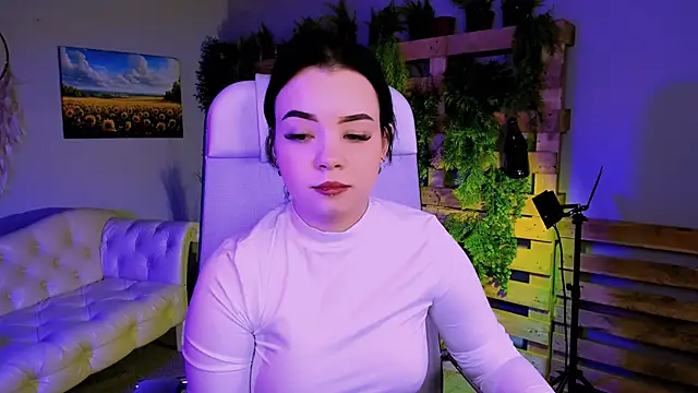 leslierowe  online show from 25, 10, 2025