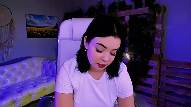 leslierowe  online show from 26, 10, 2025