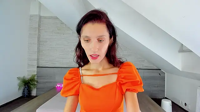 skinnystar  online show from 15, 10, 2025