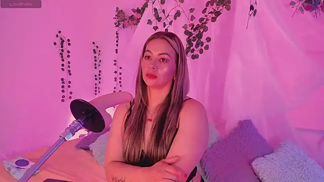 chubbyZoe online show from 3, 11, 2025