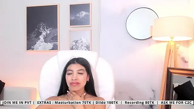 Tiffany Low online show from 15, 4, 2026