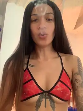 Snapshot of MiQeilaSweet chatting on 17, 9, 2025 MiQeilaSweet online show from 17, 9, 2025