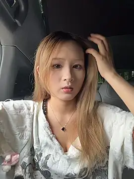 Snapshot of yuki_june chatting on 17, 5, 2026 yuki june online show from 17, 5, 2026