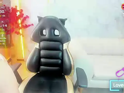 Isabella Blondetf online show from 6, 10, 2025