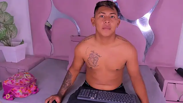 Mikeandmoonasm online show from 12, 11, 2025