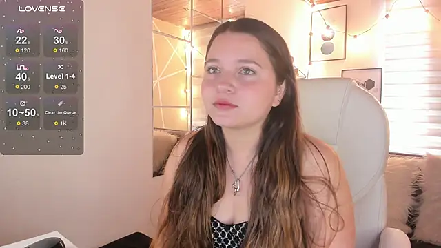 sophiee09  online show from 15, 12, 2025