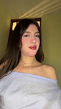 Emily-hottson online show from 5, 2, 2026