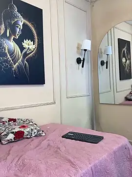 Ambersfoxx online show from 4, 3, 2026