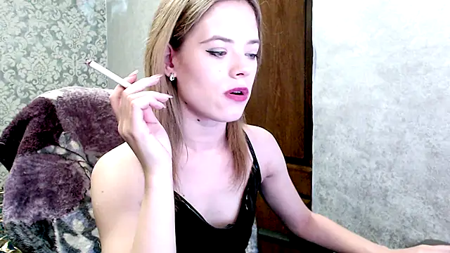 Kate  Loves online show from 7, 10, 2025