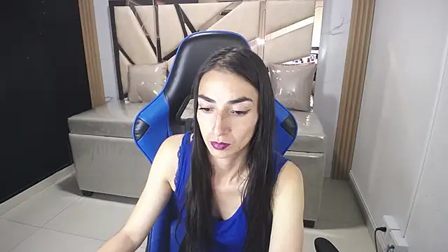 Snapshot of Maily_a_ chatting on 13, 11, 2025 Maily a online show from 13, 11, 2025