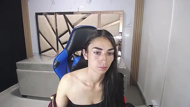 Snapshot of Maily_a_ chatting on 22, 11, 2025 Maily a online show from 22, 11, 2025