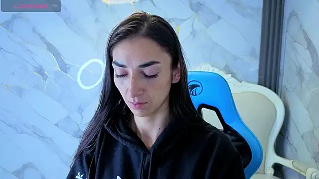 Maily a  online show from 25, 4, 2026