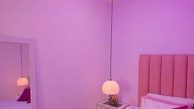 Amy Ferreira online show from 13, 10, 2025