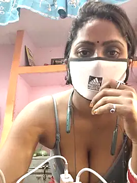 Snapshot of Jasmine_Januja chatting on 6, 11, 2025 Jasmine Januja online show from 6, 11, 2025