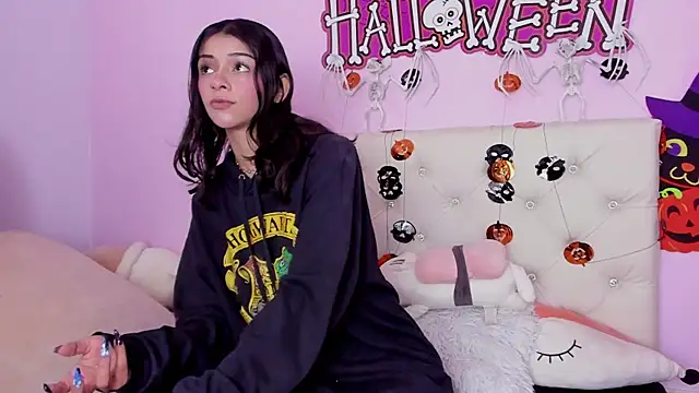 Snapshot of Yuni_kim chatting on 3, 11, 2025 Yuni kim online show from 3, 11, 2025