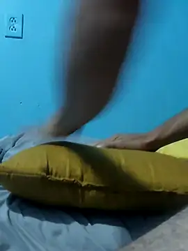 Snapshot of elflacodel25 chatting on 18, 9, 2025 elflacodel25 online show from 18, 9, 2025