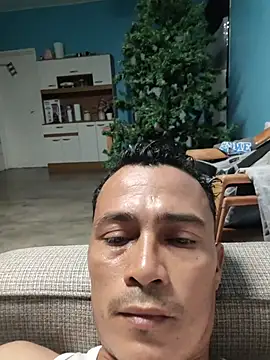 Snapshot of elflacodel25 chatting on 27, 11, 2025 elflacodel25 online show from 27, 11, 2025