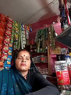 Snapshot of Sh_kiyara chatting on 28, 9, 2025 Sh kiyara online show from 28, 9, 2025