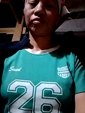 Snapshot of donna-bae chatting on 4, 2, 2026 donna-bae online show from 4, 2, 2026