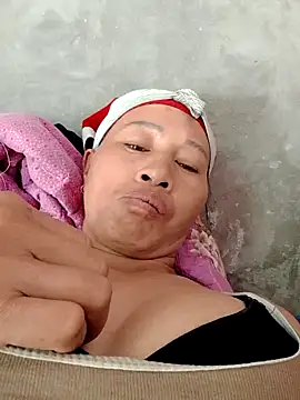 Snapshot of donna-bae chatting on 2, 3, 2026 donna-bae online show from 2, 3, 2026