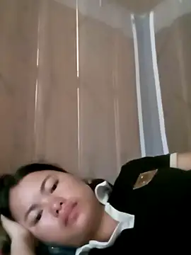 emly-xinh18 online show from 26, 9, 2025