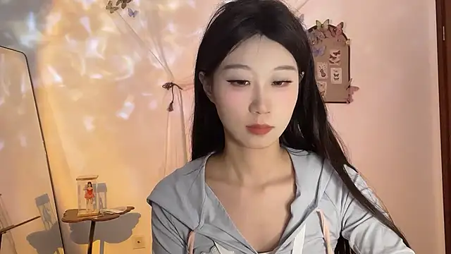 Snapshot of 1X-snake chatting on 13, 10, 2025 1X-snake online show from 13, 10, 2025