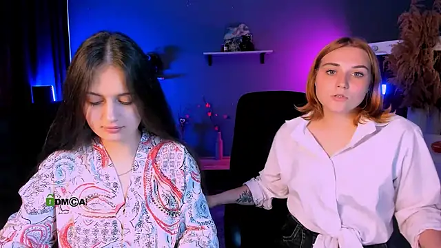 casey meow  online show from 19, 9, 2025