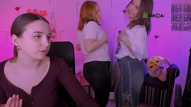 casey meow  online show from 8, 3, 2026