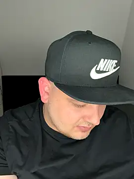 xXLustMolchXx online show from 24, 9, 2025