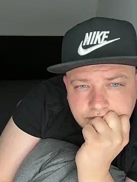 xXLustMolchXx online show from 29, 9, 2025