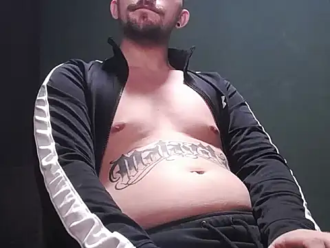 guesswhatbitch online show from 6, 11, 2025