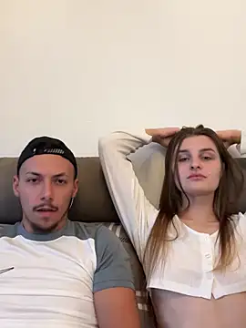 Snapshot of only4love chatting on 22, 9, 2025 only4love online show from 22, 9, 2025